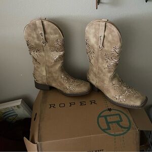Roper Women's Tan Western Boots